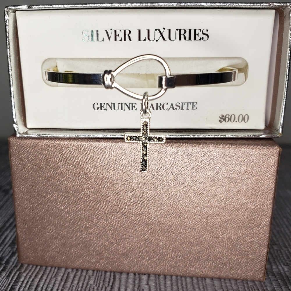 Silver Luxuries Genuine Marcasite Hook and Latch Bangle Bracelet